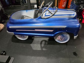 Pedal car