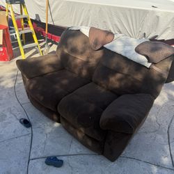 Free Love Seat Recliner 