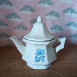 Octagon Candle Holder Or Teapot 