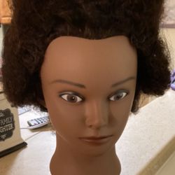 Hair Styling Manacin 