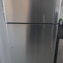 Full Kitchen Appliances 