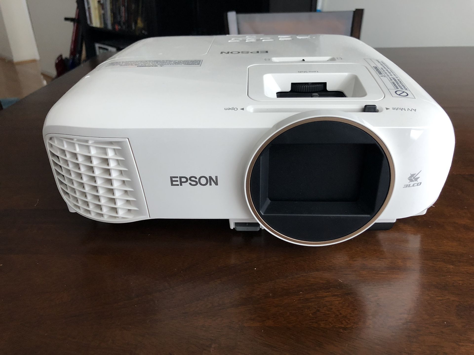 Epson 2150 1080p Projector