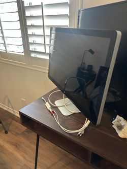 Apple monitor