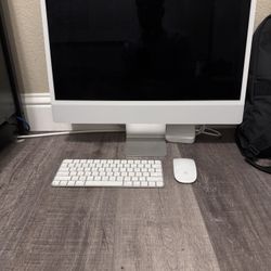 Rarely Used 24-inch Silver iMac with 4.5K Retina display 256GB 