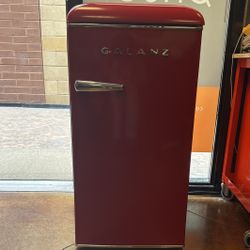 Galanz Mini Fridge 