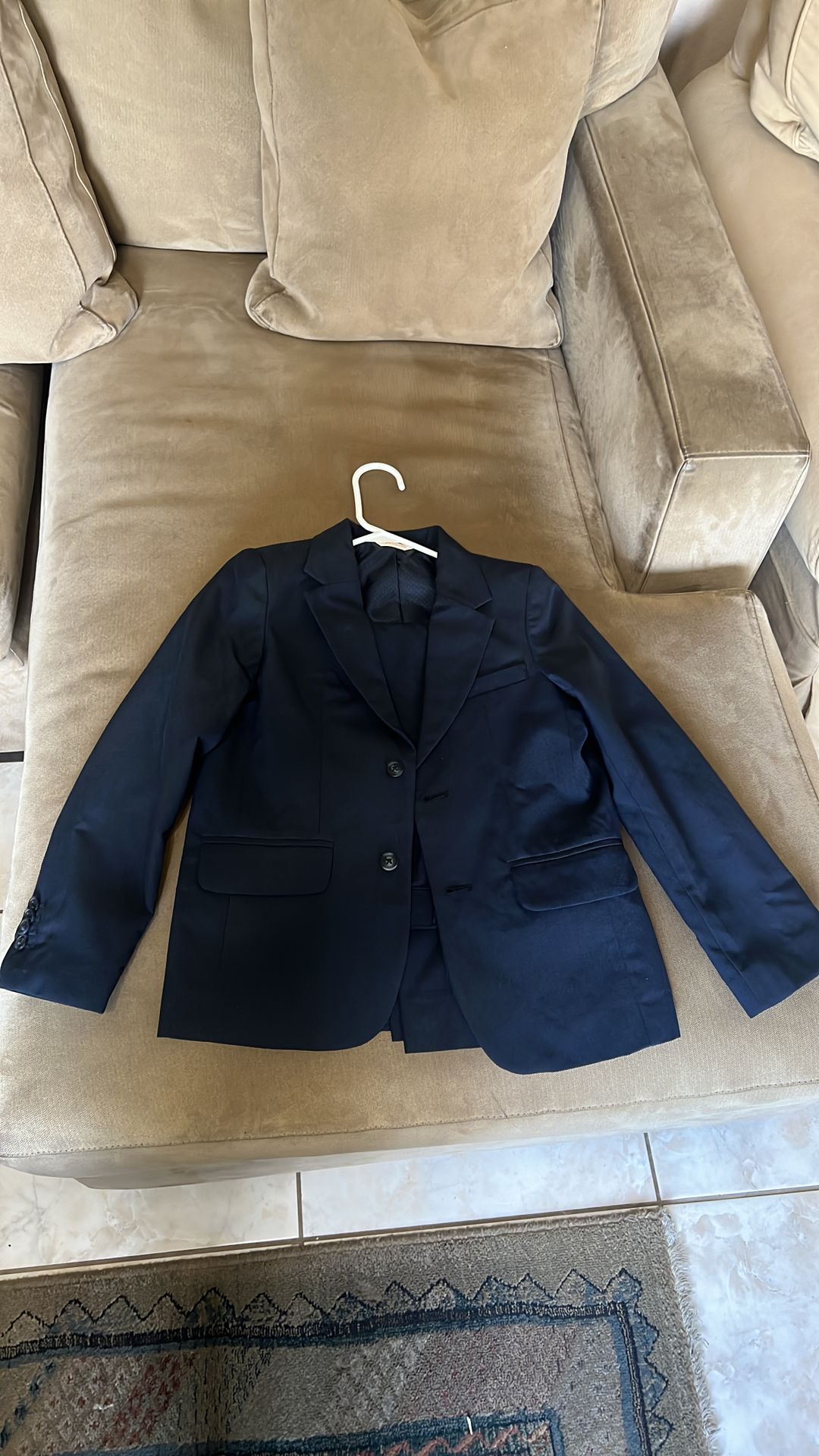 Cat and Jack size 8 Boys navy blue suit