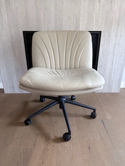 Rolling Desk Chair