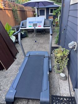 NordicTrack Treadmill with Incline, C2255, Near Mt. Tabor