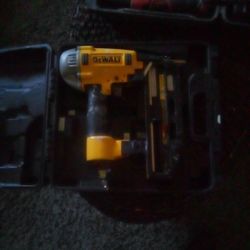 DeWalt Roofing Nailing