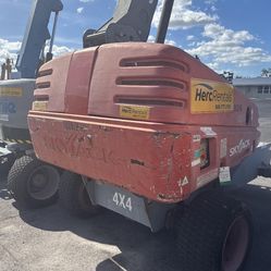 STRAIGHT BOOM LIFT 40 FT 4-WHEEL DRIVE DIESEL
