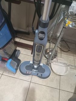 Shark Floor steamer
