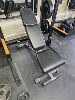 XMark Fitness Commercial Adjustable FID Weight Bench (Flat/Incline/Decline)