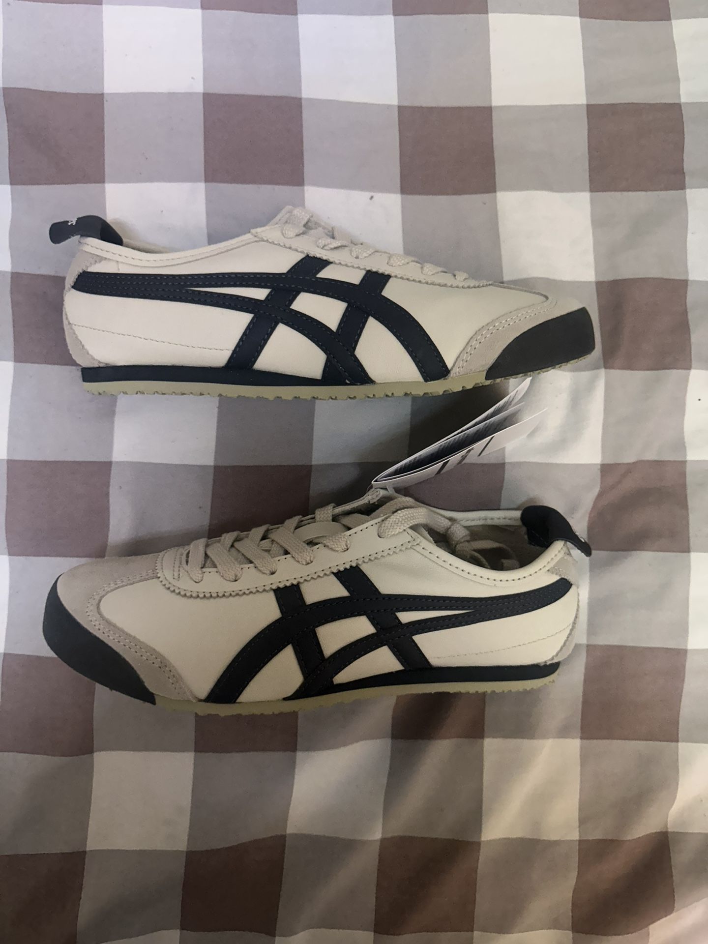 Onitsuka Tiger Mexico 66 - Women’s 7