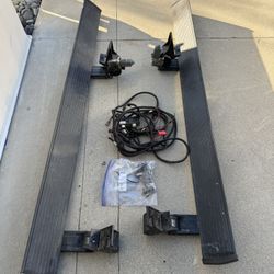 AMP Electric Sidesteps For Truck