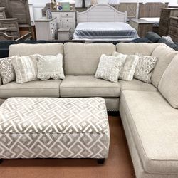 New Ashley Sectional 🔥🔥 IN STOCK 