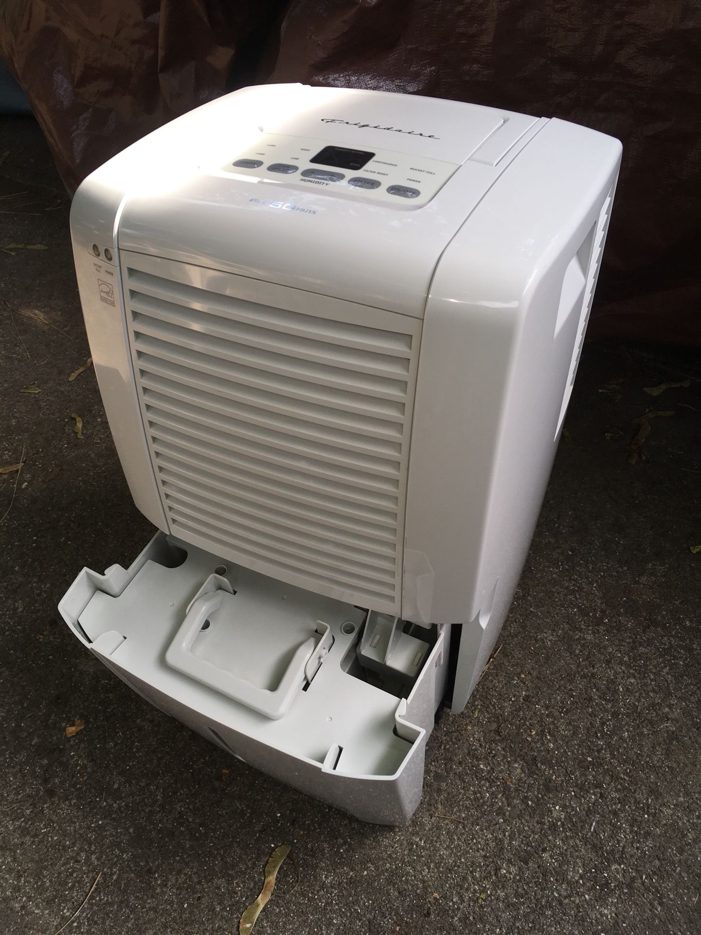 Frigidaire 50 Pint Dehumidifier 60 for Sale in Spokane, WA