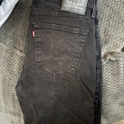Levi black jeans 36w L 34