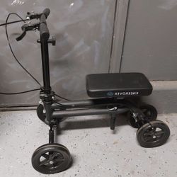 Knee Scooter (good condition)