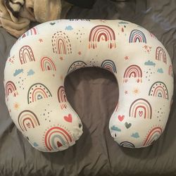 Boppy Pillow With Covers