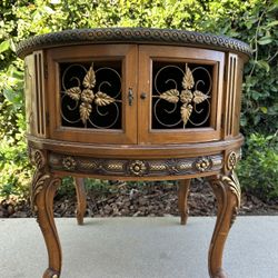 Hollywood Regency Drum Side Table/End Table