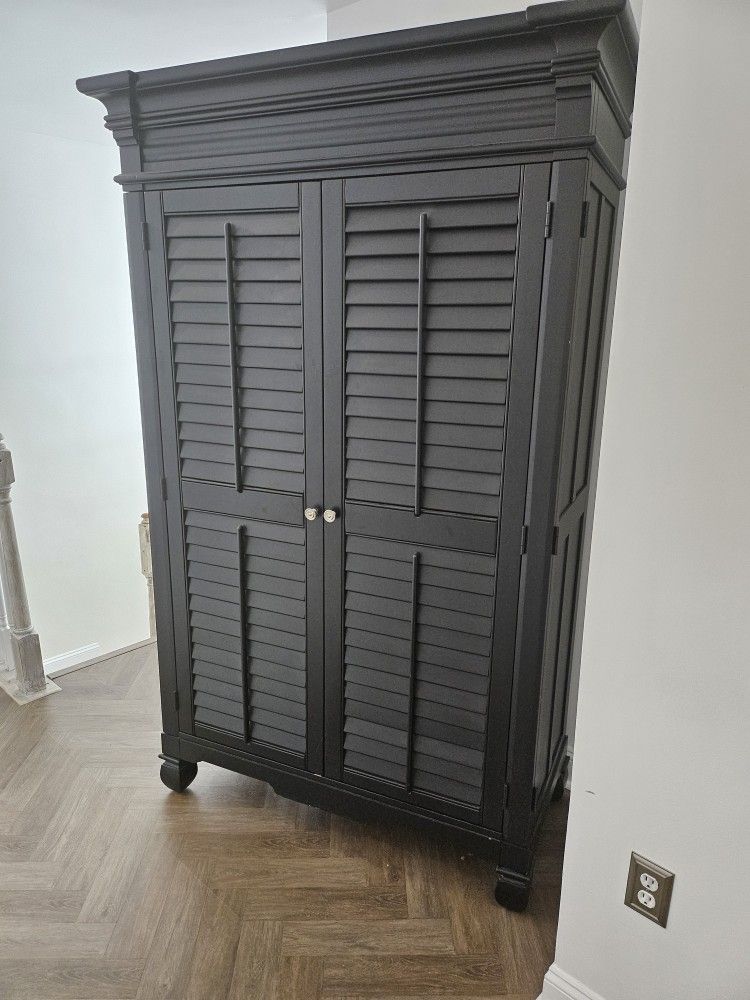 Armoire
