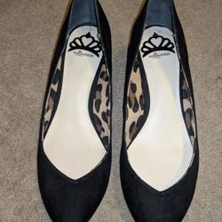 Brand New women's shoes 7.5