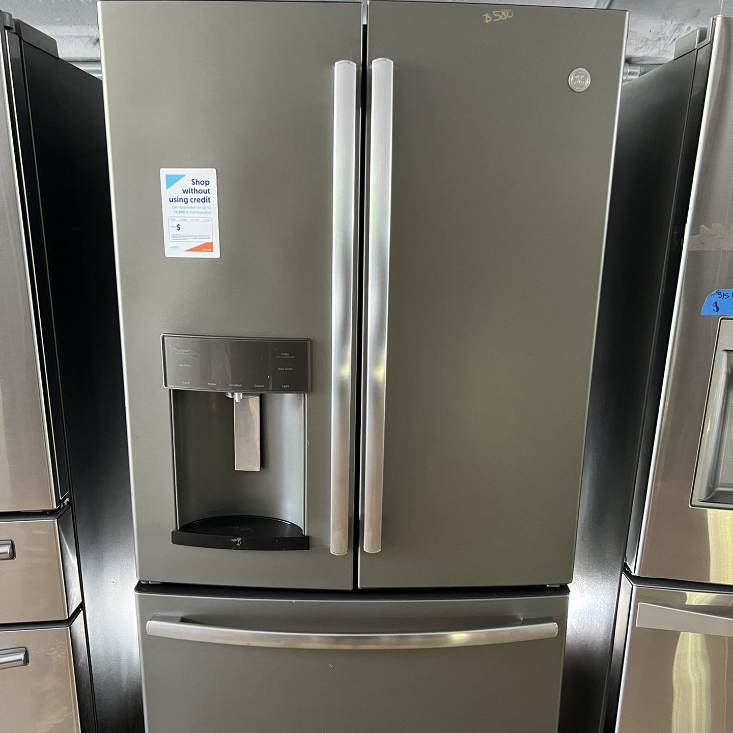 GE FRENCH door Refrigerator   60 day warranty/ Located at:📍5415 Carmack Rd Tampa Fl 33610📍 