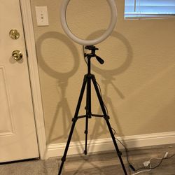Ring Light With Tripod
