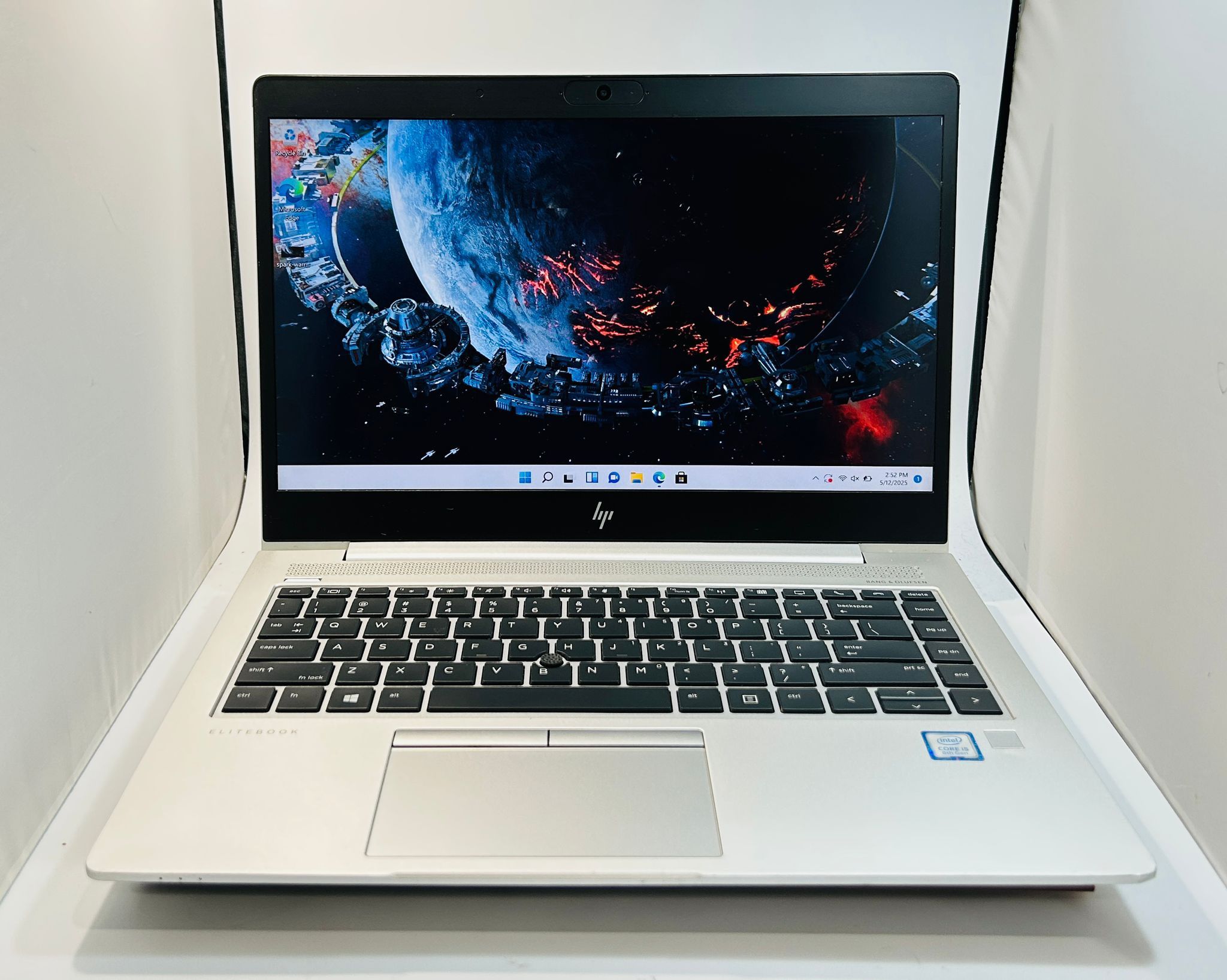 HP EliteBook 840 G5 i5-8350u 1.90Ghz 8GB 256GB Windows 11 Pro Fully Functional!!!!