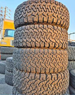 285/70/17,Bfgroodrich Selling a set of 4 tires in excellent condition 🫡