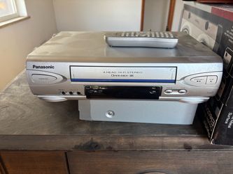 VHS player with 19 movies