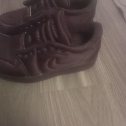 Jordan 1 Woman Size 7