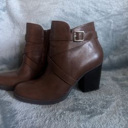 Style&Co Strappy Belt Heel Booties Size 9