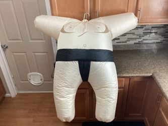 Halloween Costume-Spirit Inflatable Sumo Wrestler. (G)