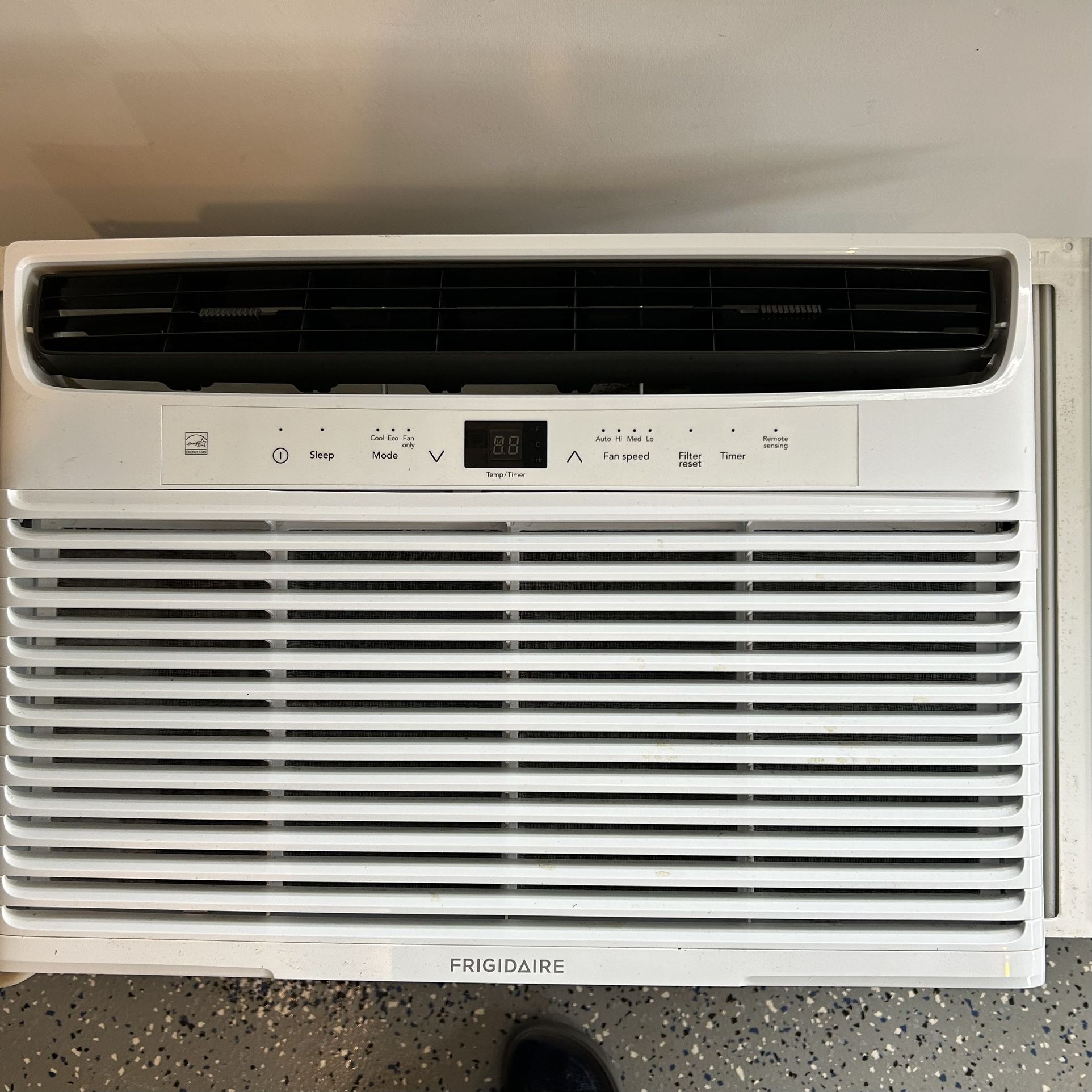 Frigidaire FFRE123ZA1 12,000 BTU Window Air Conditioner β Energy Star Cert