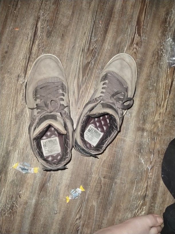 Jordan 4s A maniere