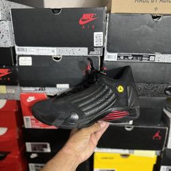 Jordan Last Shot 14s  size 10.5 USED 