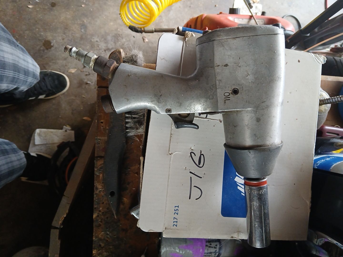 ½ impact air drill