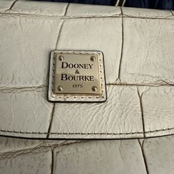 Dooney & Bourke Bag
