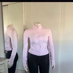 Lululemon Cropped Define Jacket 
