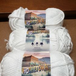 Hometown New York White Yarn 