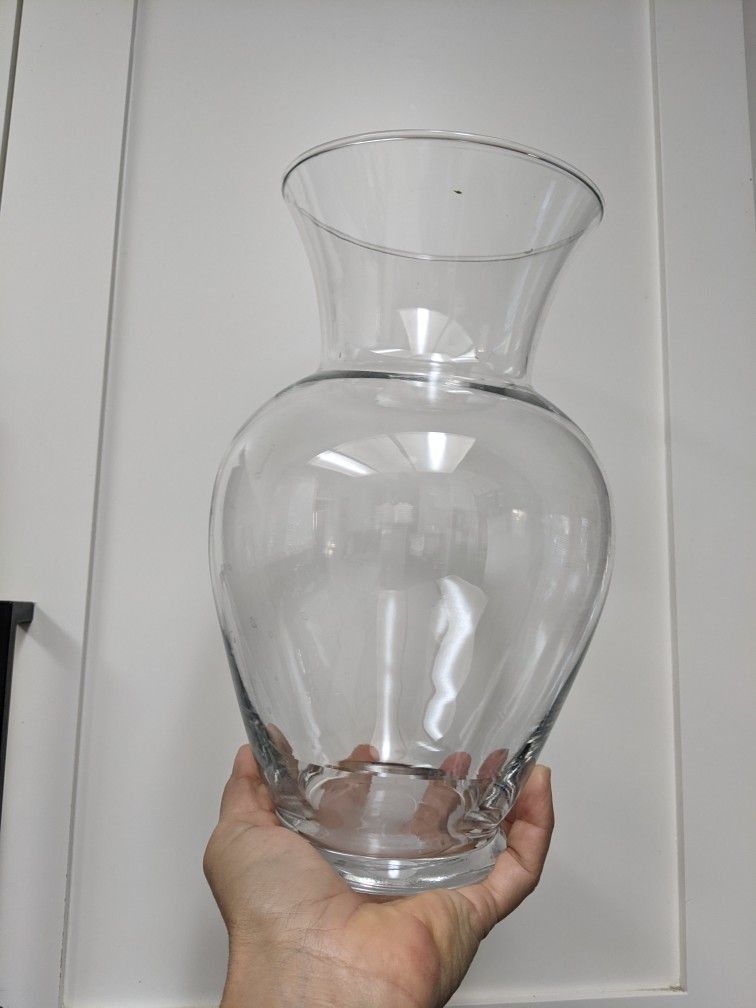 New  Big  glass Flower Vase....Florero Grande Nuevo De Vidrio