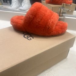 uggs slippers 
