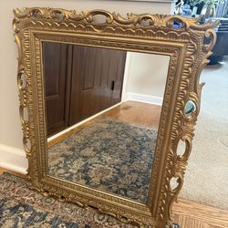 Beautiful Ornate Vintage Gold Mirror