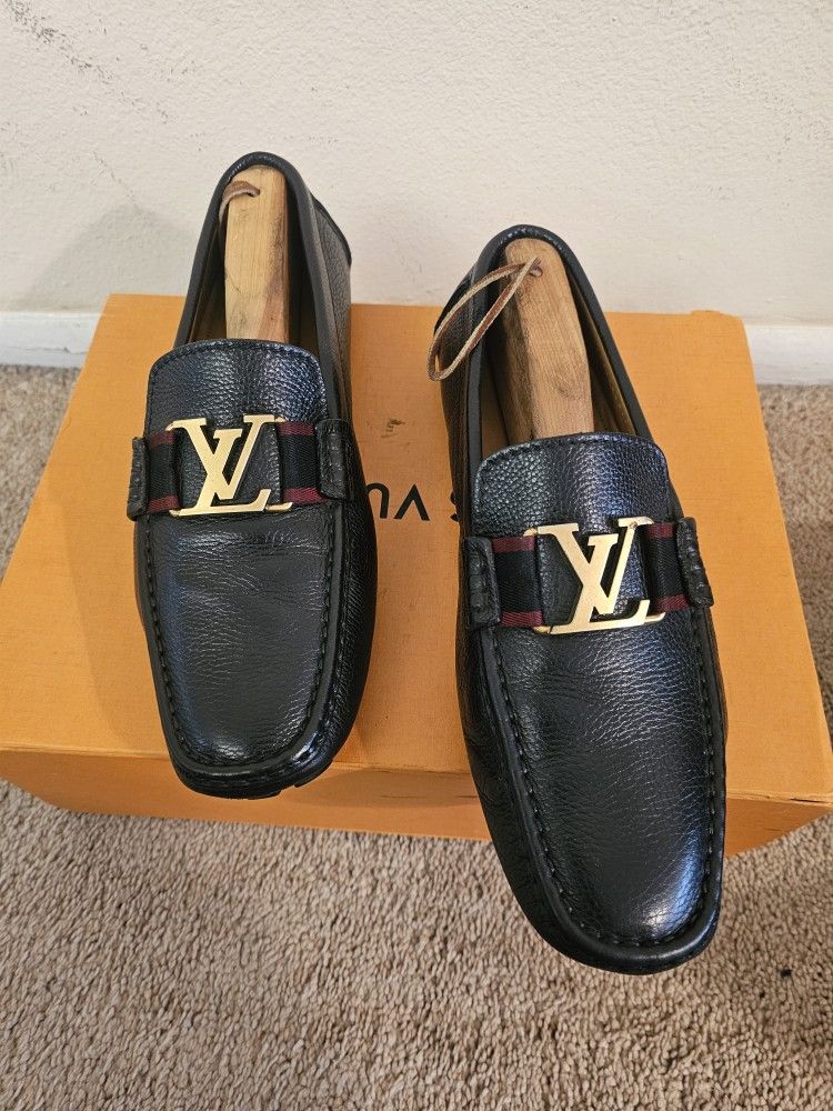 LOUIS VUITTON RARE MENS SHOES