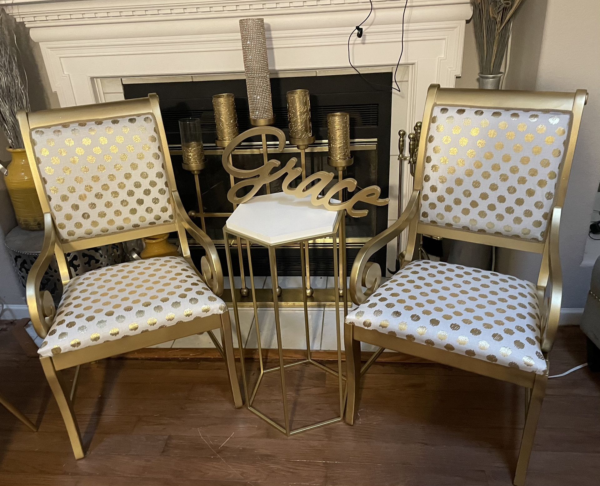 2 Accent Chairs & Table