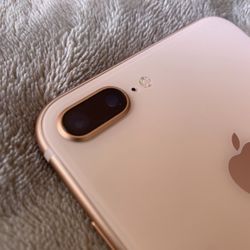 iPhone 8 Plus