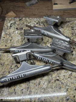 Skate Trucks Independent Hollow 8 Inch Axle