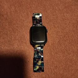 Apple Watch SE 2nd Generation (2022)