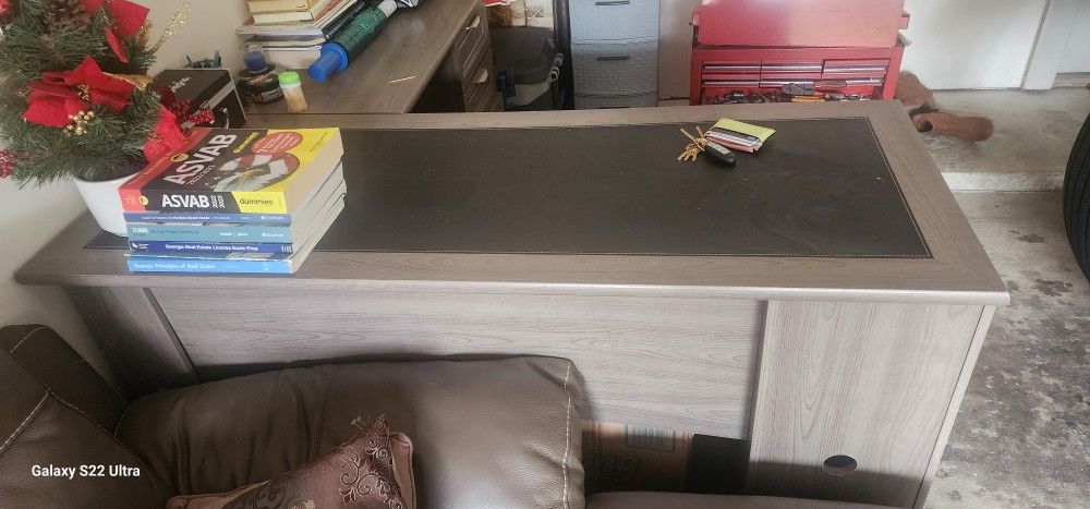 L-Shaped office desk with storage